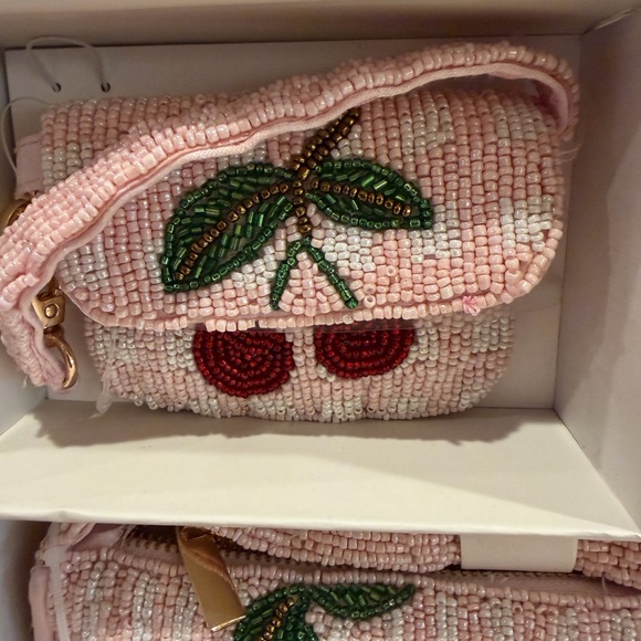Sincerely Jules Beaded Cherry Bag Set - Picture 3 of 5